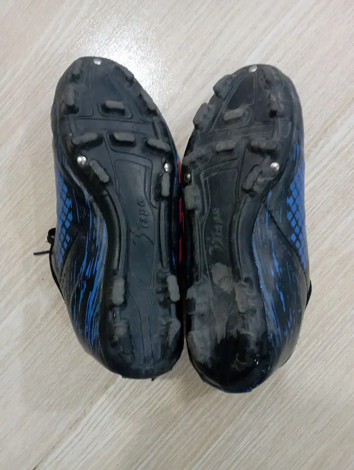 کفش استوک چمن|کفش و لباس بچه|کوهدشت, |دیوار