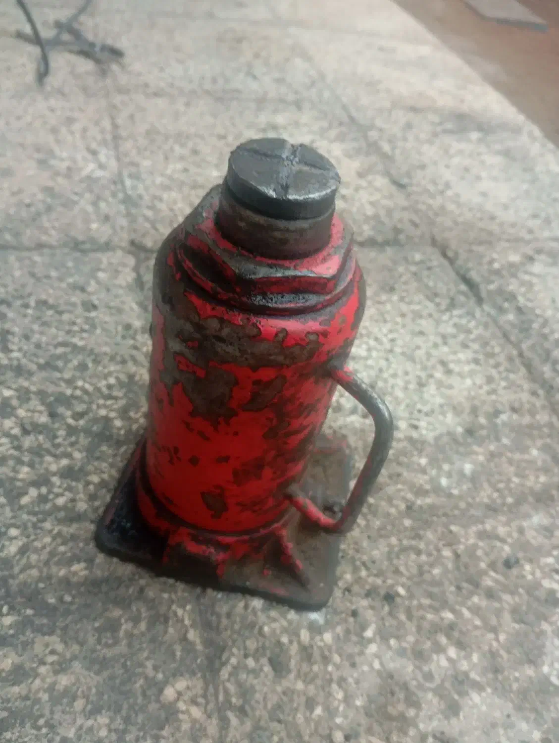 جک روغنی|قطعات یدکی و لوازم جانبی|نیشابور, حقیه|دیوار