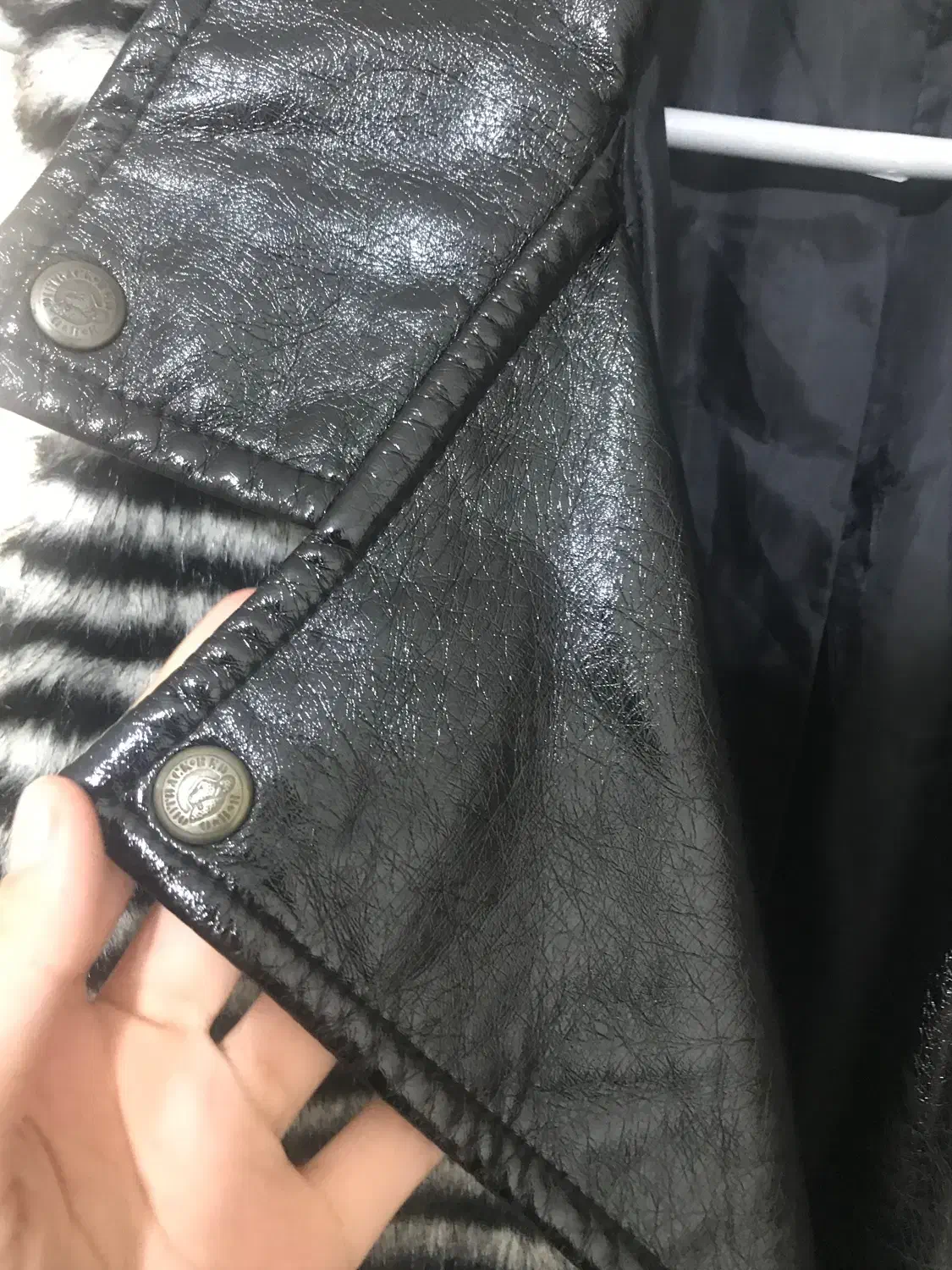 پافر|لباس|گرگان, |دیوار