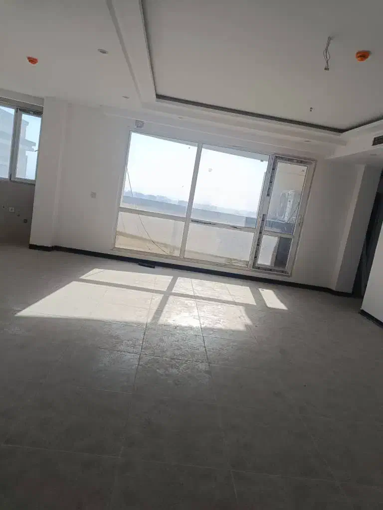 آپارتمان ۱۰۲ متر،ویو ابدی بدون مشرف،باشگاه،برج رزت