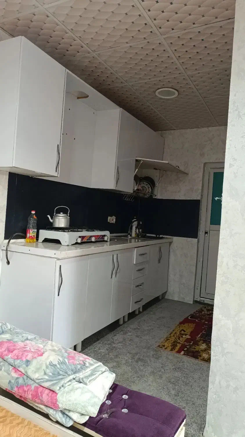 سوییت شیک و تمیز اجاره روزانه با پارکینگ ماشین رو|اجارهٔ کوتاهمدت آپارتمان و سوئیت|بندرعباس, |دیوار