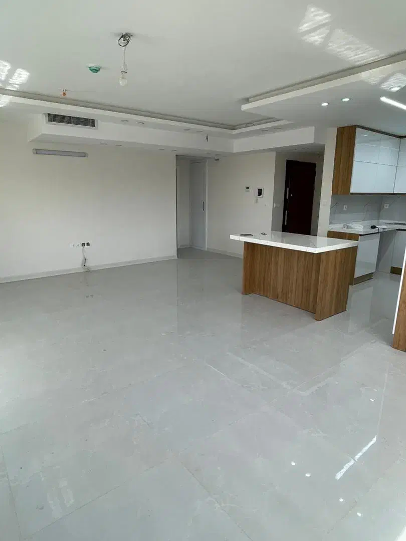 آپارتمان۱۲۰متر طبقه۴/نوساز/دوبرنور/تکواحد/خ ۲۲بهمن|اجارهٔ آپارتمان|اصفهان, رکن الدوله غربی|دیوار