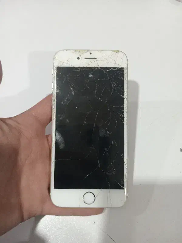 یک دستگاه آیفن ۶ قیمت ۳۰۰۰|موبایل|کرج, المهدی|دیوار