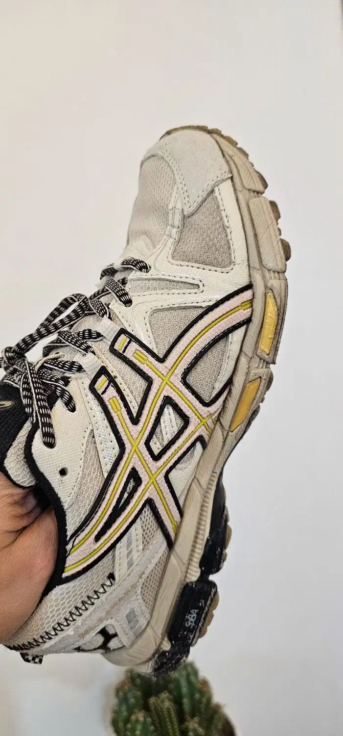 کتونی کارکرده اورجینال سایز ۴۰|کیف، کفش، کمربند|فردیس, نگارستان|دیوار