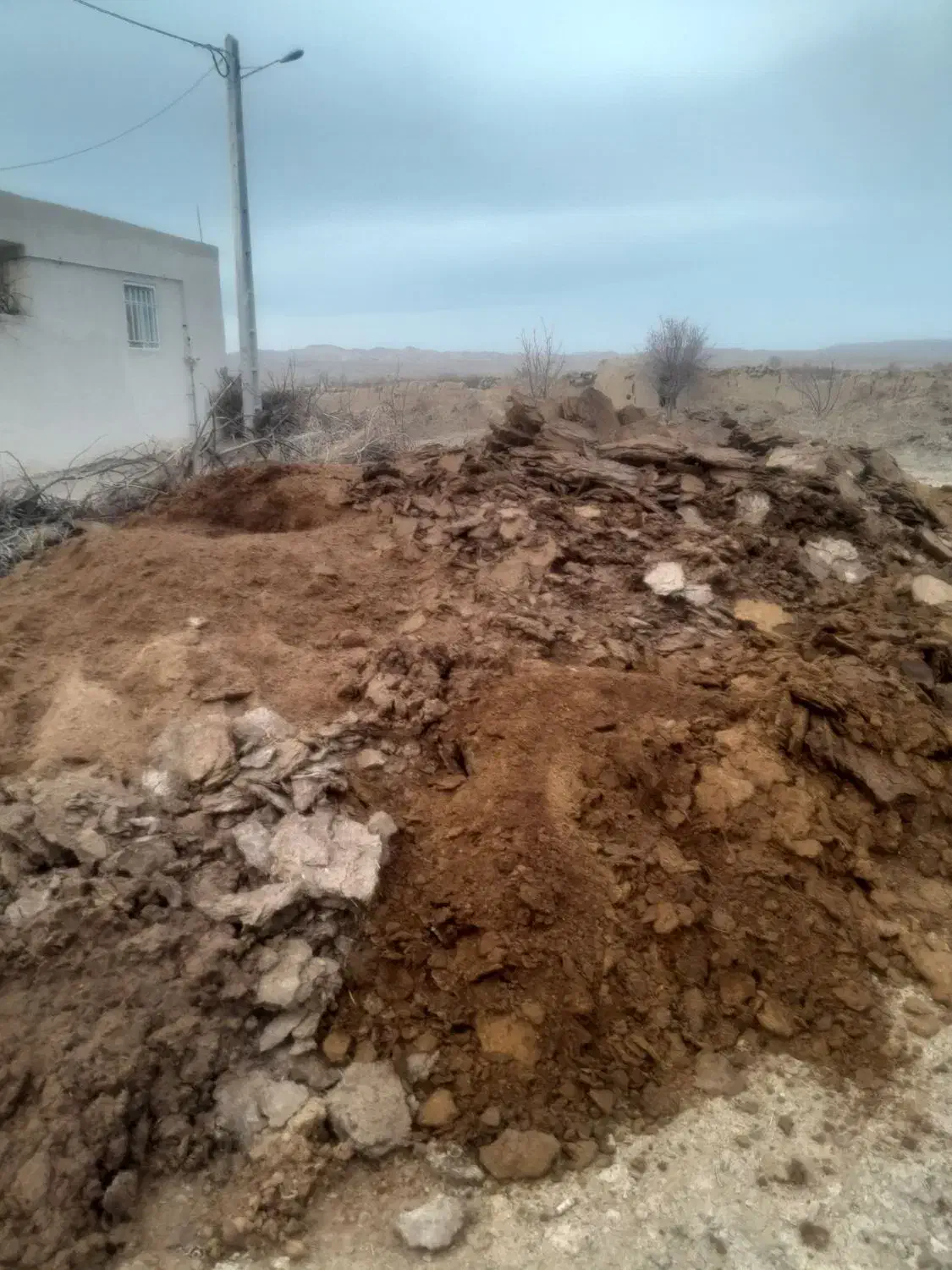 کود حیوانی|خدمات باغبانی و درختکاری|شیروان (خراسان), |دیوار