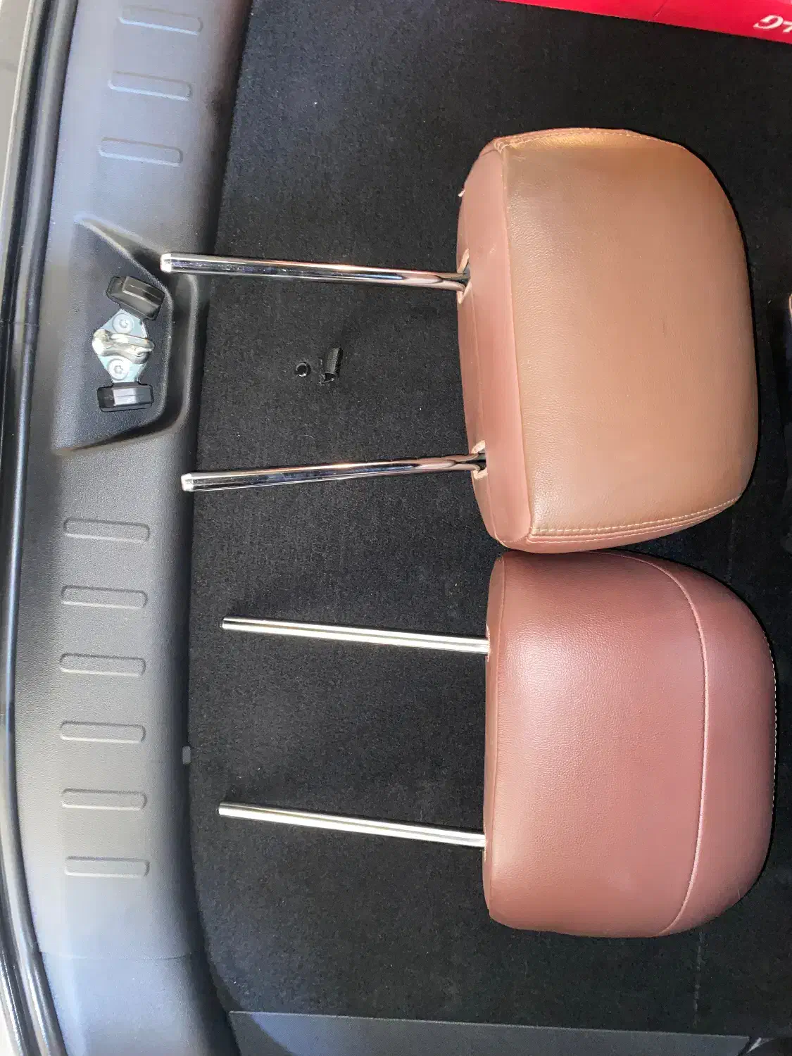 پشت سری فابریک وراکروز در حد نو|قطعات یدکی و لوازم جانبی|تهران, شهرک بوعلی|دیوار