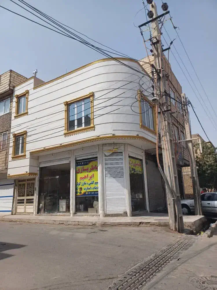 مغازه دونبش باملک حکمت جنوبی|فروش مغازه و غرفه|قم, ولیعصر|دیوار
