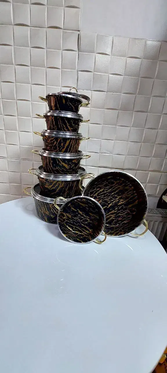 حراج سرویس قابلمه۱۴پارچه باکیفیت به خاطرجمع اوری|ظروف پخت‌وپز|ارومیه, |دیوار