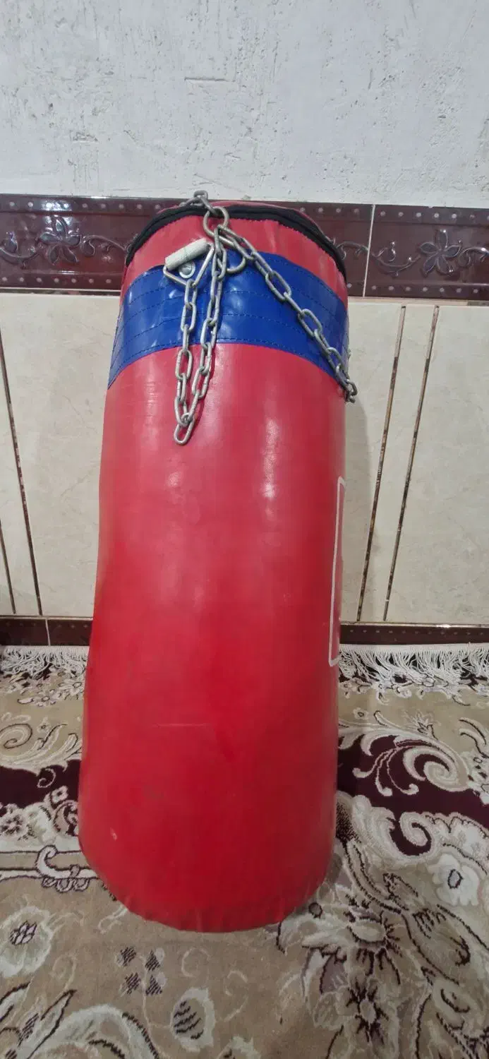 کیسه بوکس سایز ۷۰ مدل گرین هیل همراه با دستکش چرم|تجهیزات ورزشی|بهبهان, |دیوار