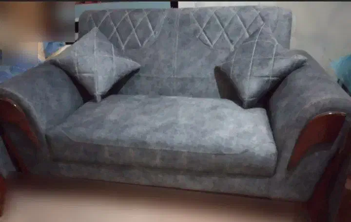 مبل ۷ نفره راحتی طوسی|مبلمان خانگی و میز عسلی|زابل, |دیوار