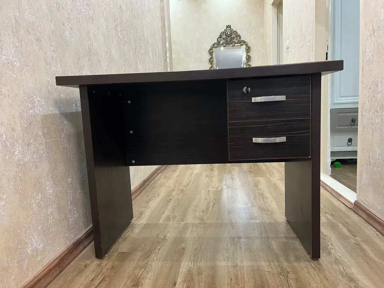 میز کار و مطالعه  به همراه میز خیاطی|میز تحریر و کامپیوتر|تبریز, |دیوار