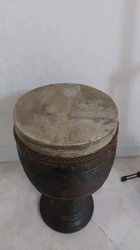 تنبک|سازهای سنتی|تهران, پیکان شهر|دیوار