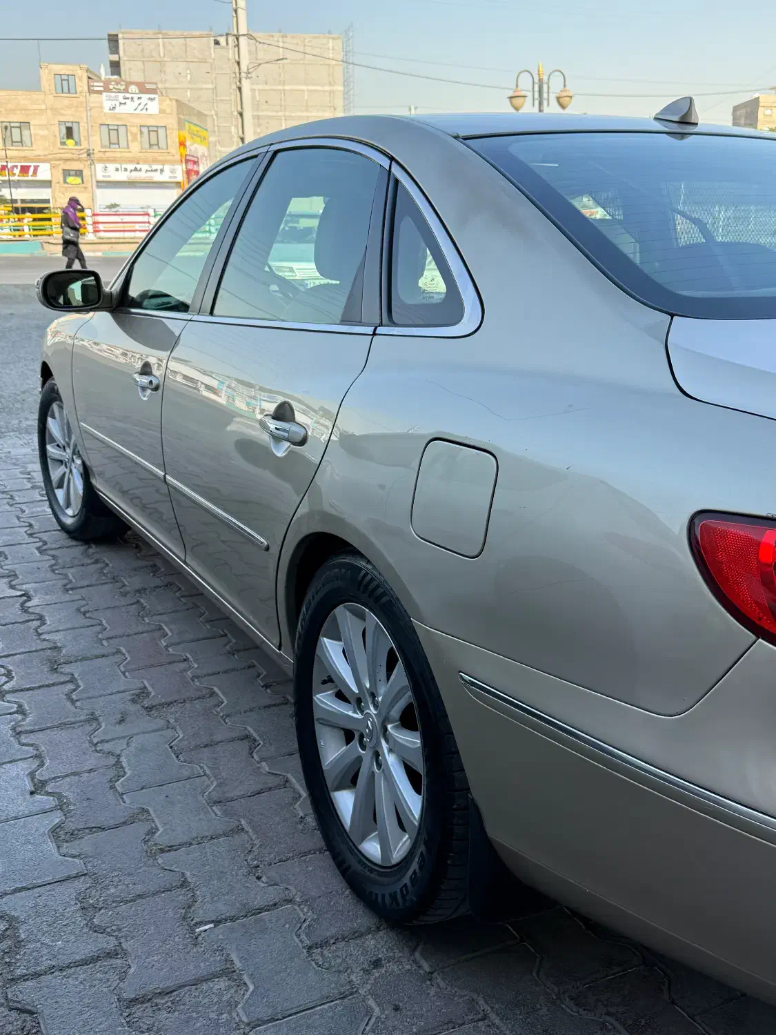 آزرا۲۰۱۰|خودرو سواری و وانت|اسلام‌شهر, صادقیه|دیوار