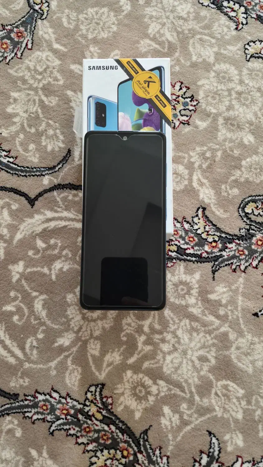 A51 ( حافظه 256) سالم و سلامت( پلمپ)بدون خط و خش|موبایل|زنجان, |دیوار