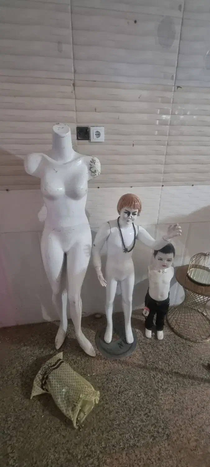 ام دی اف و ویترین مغازه و مانکن|فروشگاه و مغازه|زاوه, |دیوار