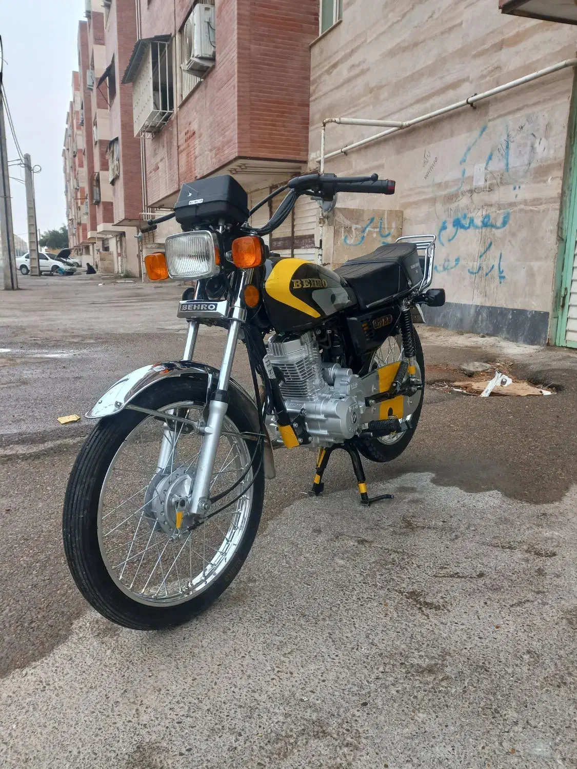 موتور بهرو ۴۰۳مدارک کامل درحد صفر فابریک فروش فوری|موتورسیکلت|بندر ماهشهر, |دیوار