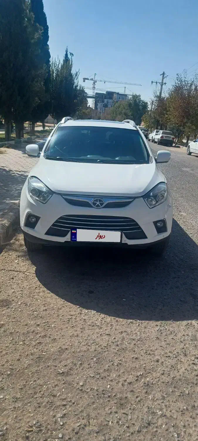 جک s5 تک برگ سند بدون رنگ وضربه در حد صفر|خودرو سواری و وانت|سیرجان, |دیوار