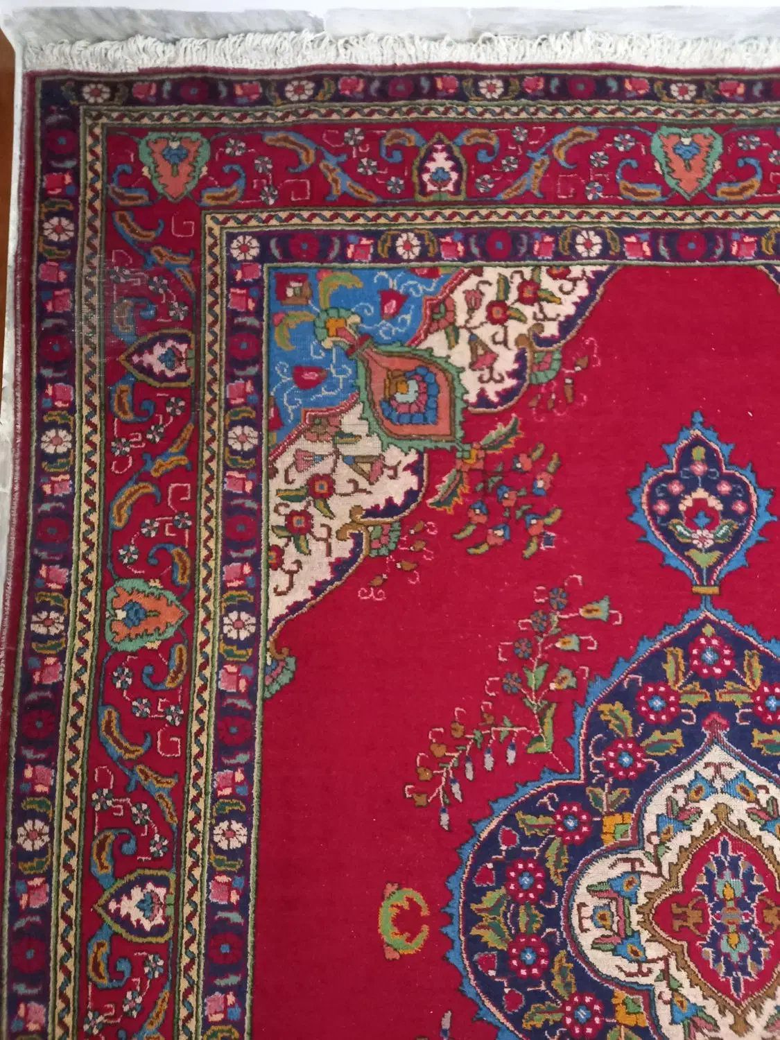 فرش دستبافت تبریز|فرش|ورامین, ورامین|دیوار