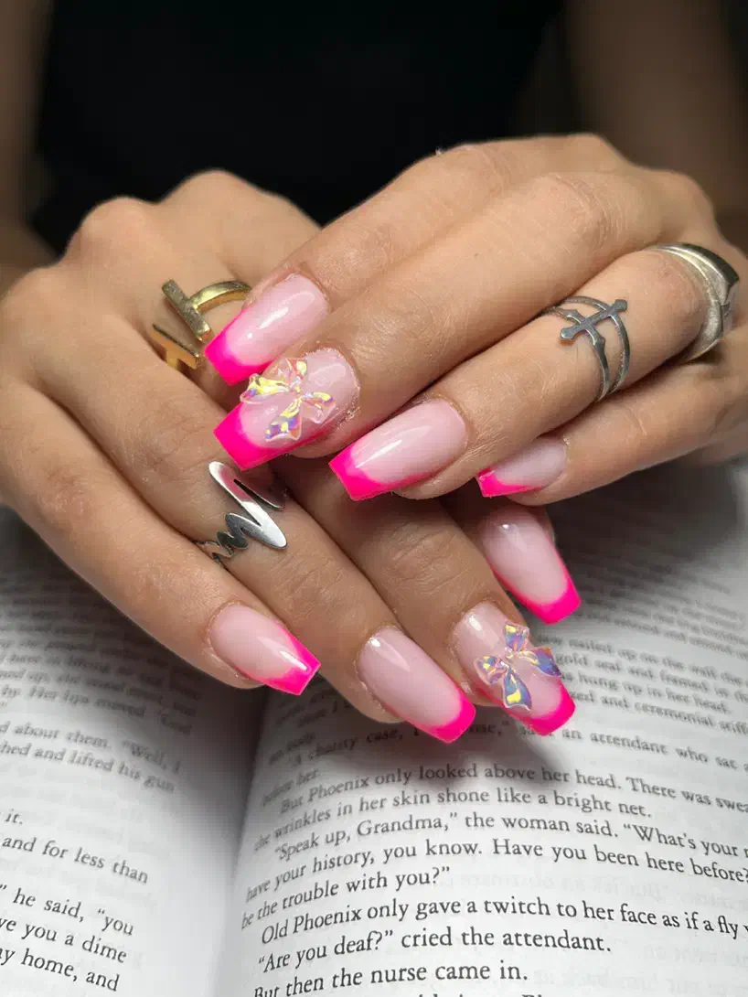 کاشت ناخن|خدمات آرایشگری و زیبایی|گلبهار, شهر جدید گلبهار|دیوار