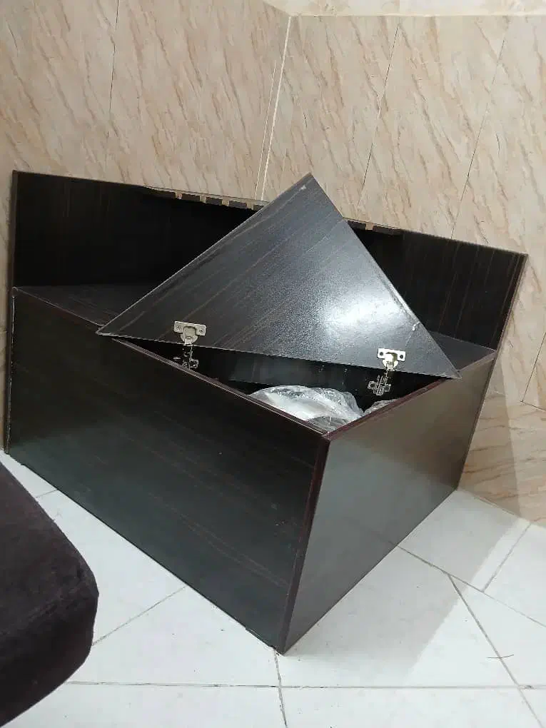 میز بار محکم و سالم|مبلمان خانگی و میز عسلی|اصفهان, باب الدشت|دیوار