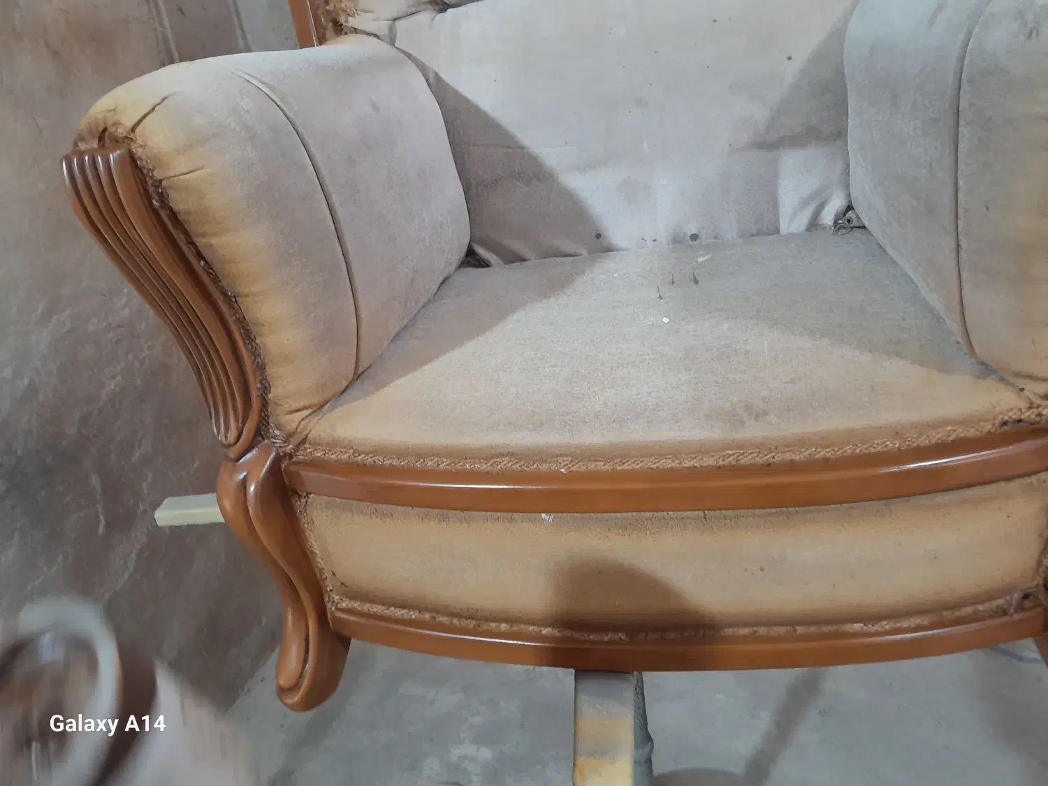 رنگکاری وپلی استرکاری با35سال سابقه|خدمات پیشه و مهارت|مشهد, نیروی هوایی|دیوار