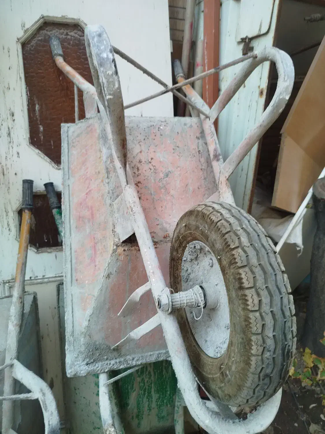 فرغون|ابزارآلات|تبریز, |دیوار