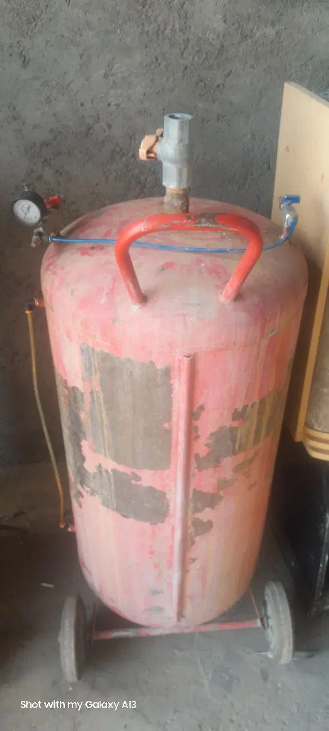 فروش ۲ عدد کف پاش به صورت تکی فروخته میشود|لوازم نظافت|نهاوند, |دیوار