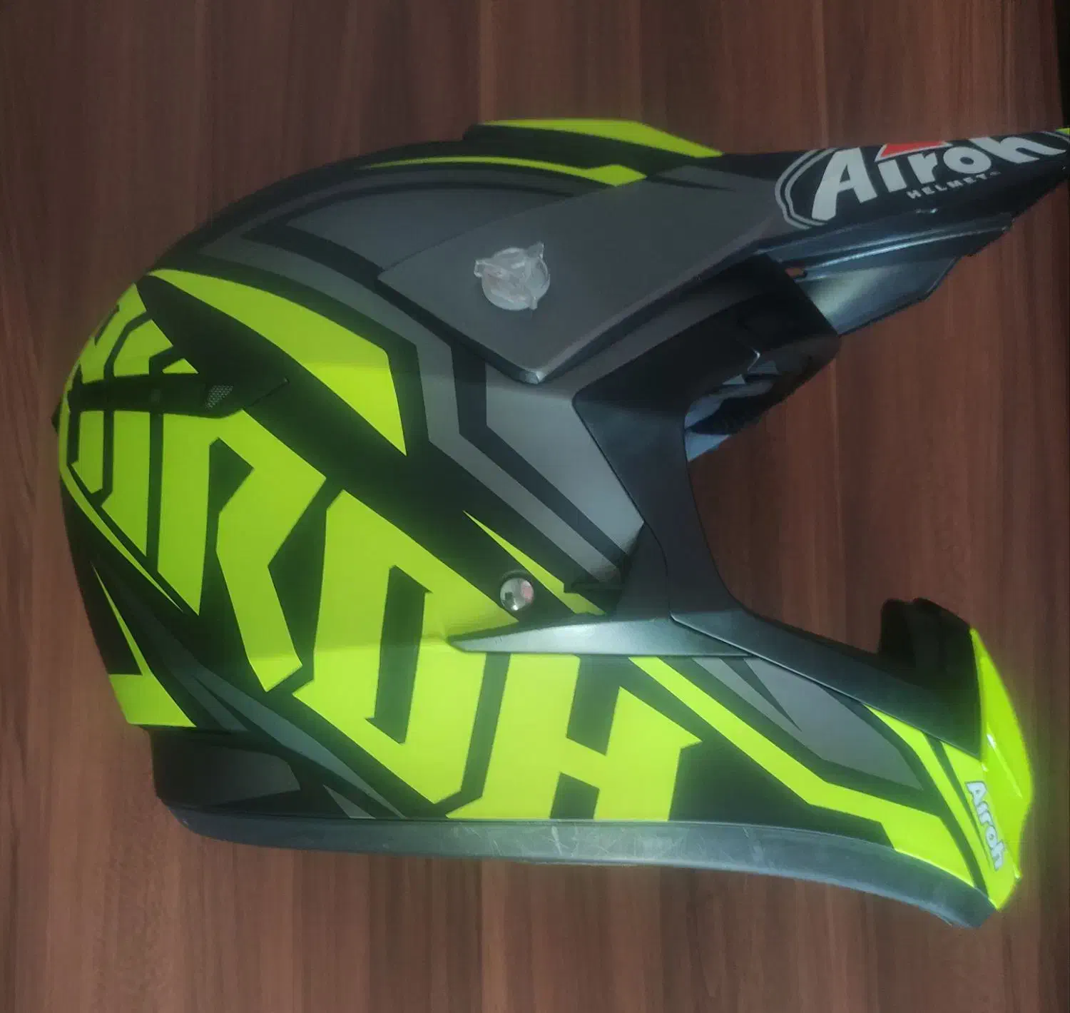 کلاه کاسکت کراس برند AIROH  ایتالیا|تجهیزات ورزشی|بروجرد, |دیوار