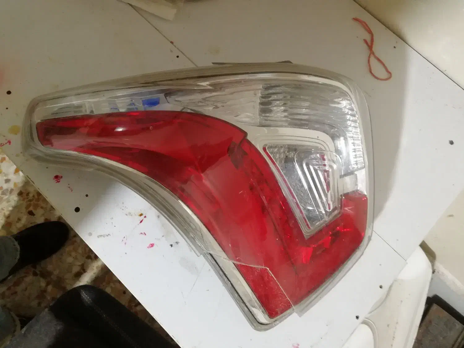 چراغ خطر تیوولی|قطعات یدکی و لوازم جانبی|لاهیجان, لیالستان|دیوار