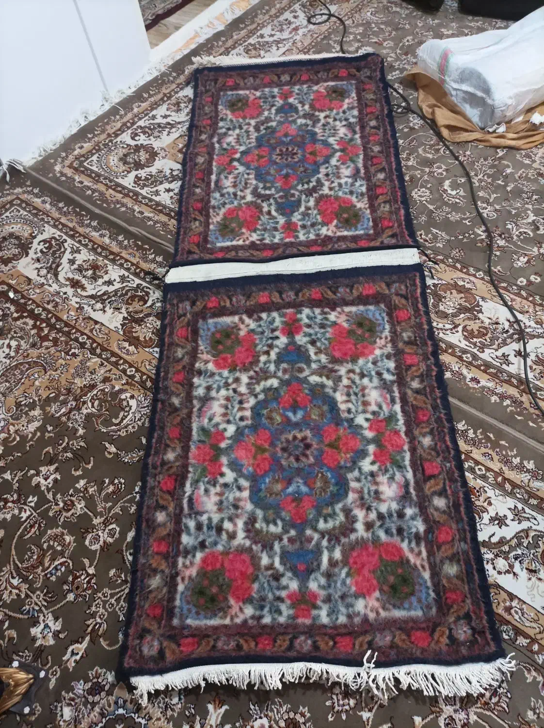 فرش دستبافت|فرش|ورامین, ورامین|دیوار