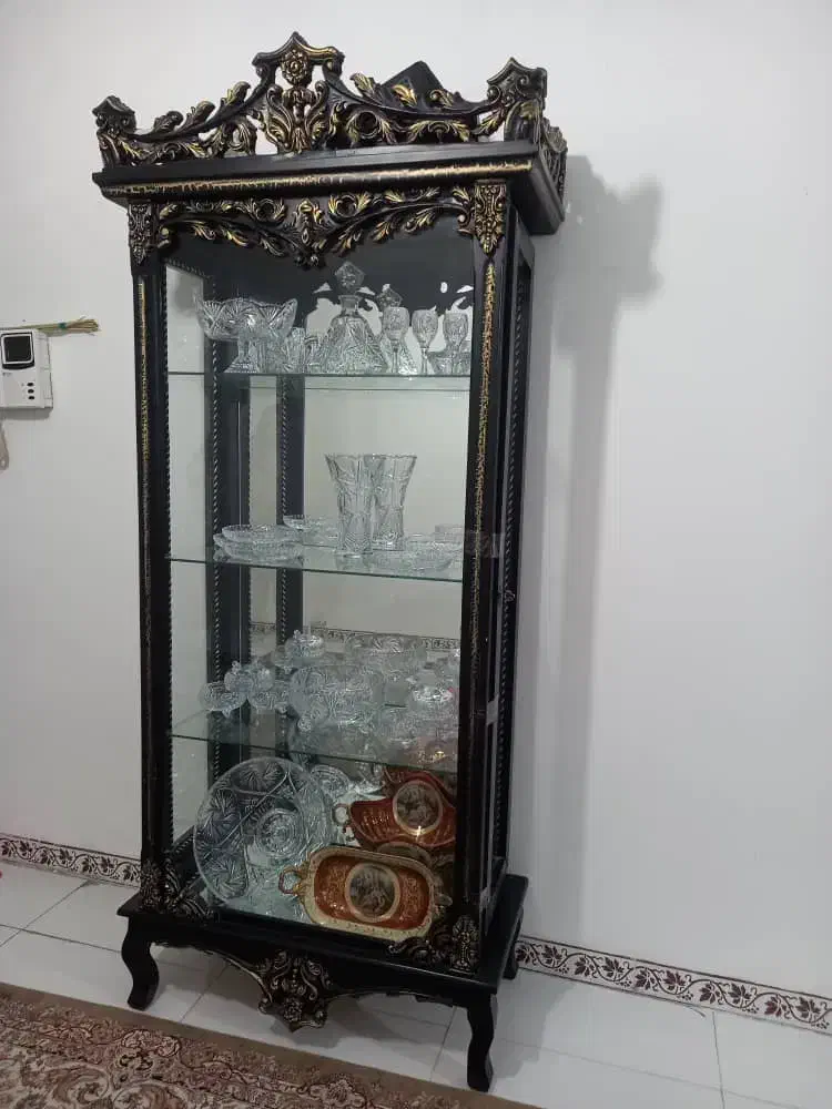 ویترین تاج دار|بوفه، ویترین، کنسول|ورامین, خیر آباد|دیوار