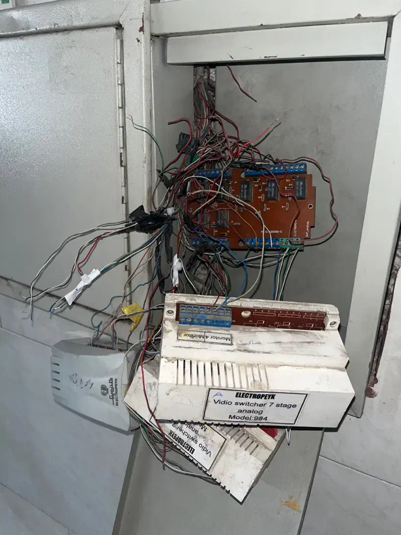 خدمات برقکاری ایفون تلفن دوربین کولر اتصالی|خدمات پیشه و مهارت|تهران, شهید رجایی|دیوار