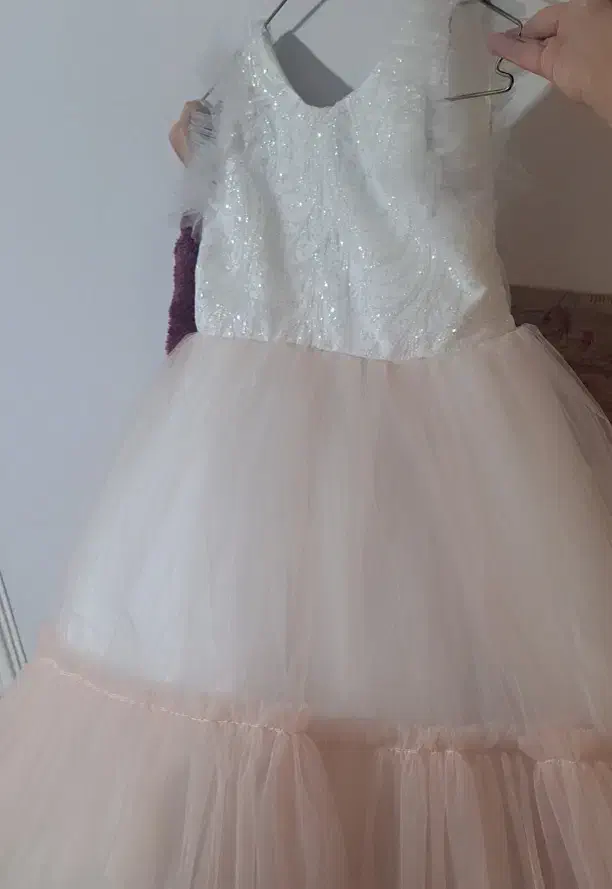 تور بچه|کفش و لباس بچه|زرقان, |دیوار