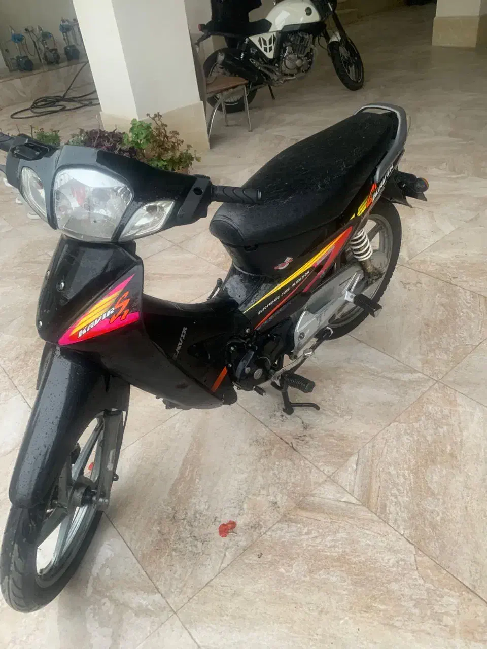 کویر(روان۱۲۵)|موتورسیکلت|آستارا, |دیوار