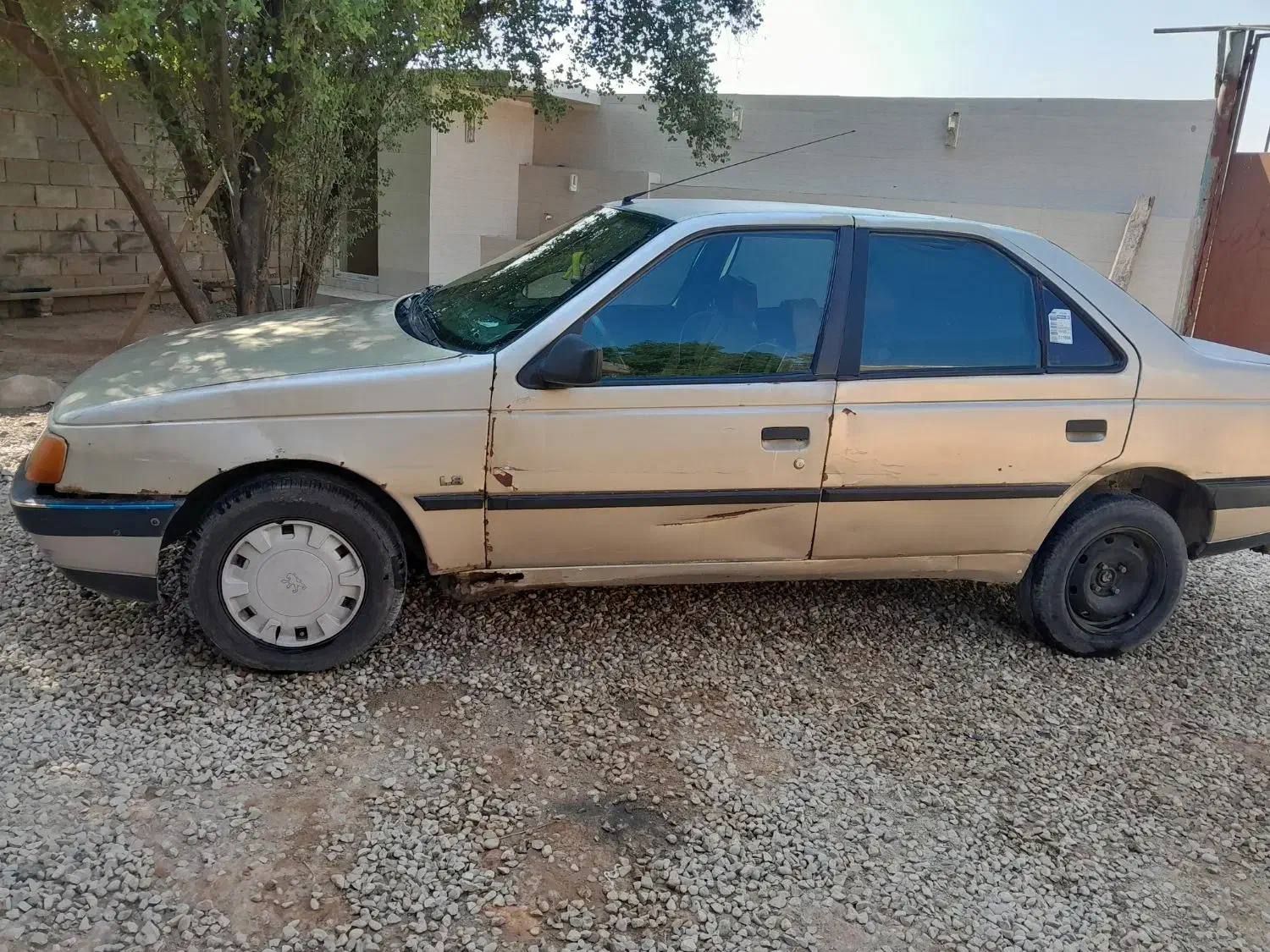 پژو 405 رنگ بژ|خودرو سواری و وانت|اهواز, غیزانیه|دیوار