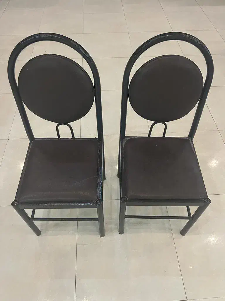 تعداد ۱۵۰۰عددصندلی بادوام|صندلی و نیمکت|شیراز, زرهی|دیوار