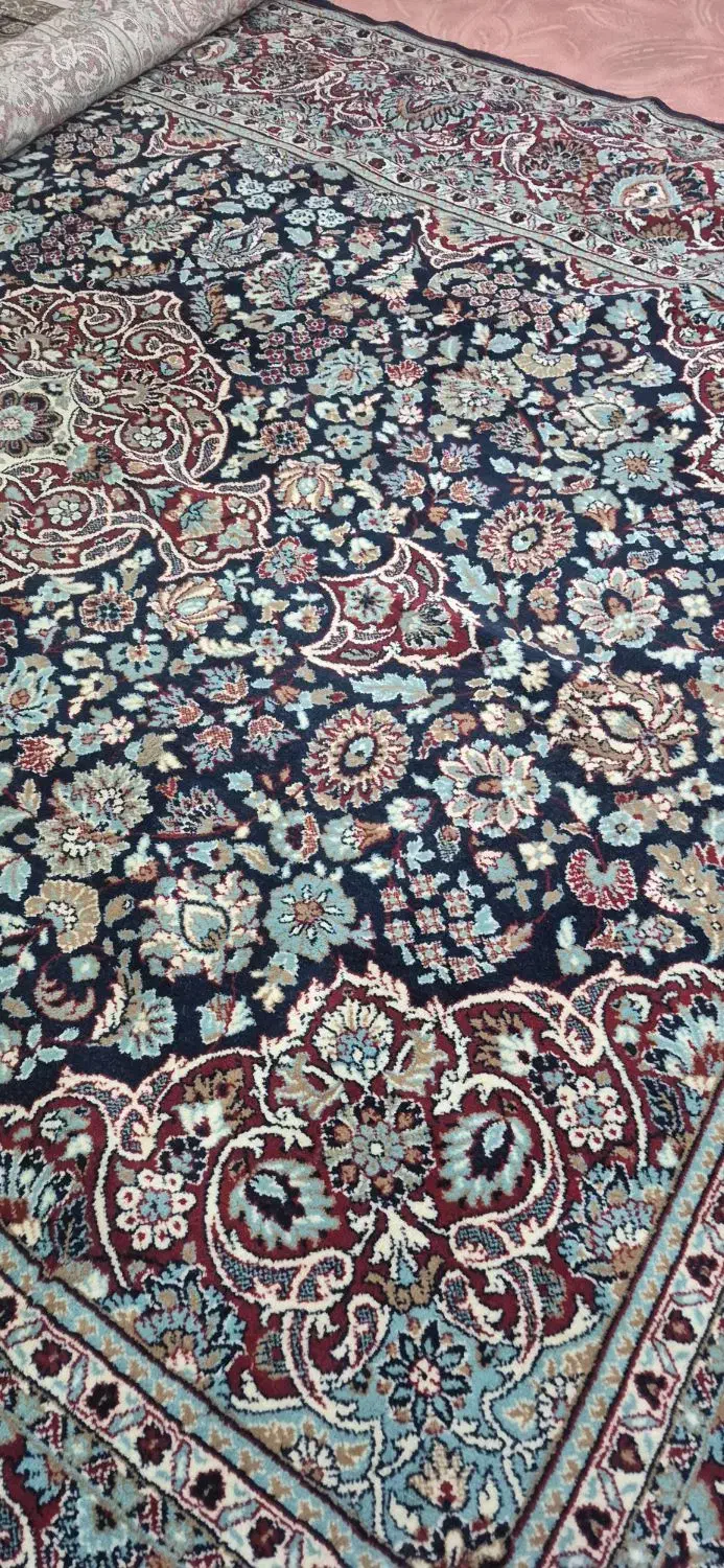 یک عدد قالی ۱۲ متری رنگ سرمهای|فرش|زاهدان, |دیوار