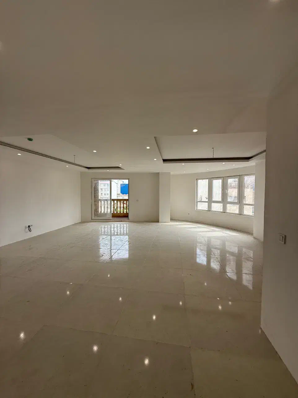 واحد۱۳۳متر/۳ خواب/دو نبش/نوساز/نورگیرمیرزای شیرازی|فروش آپارتمان|تنکابن, |دیوار