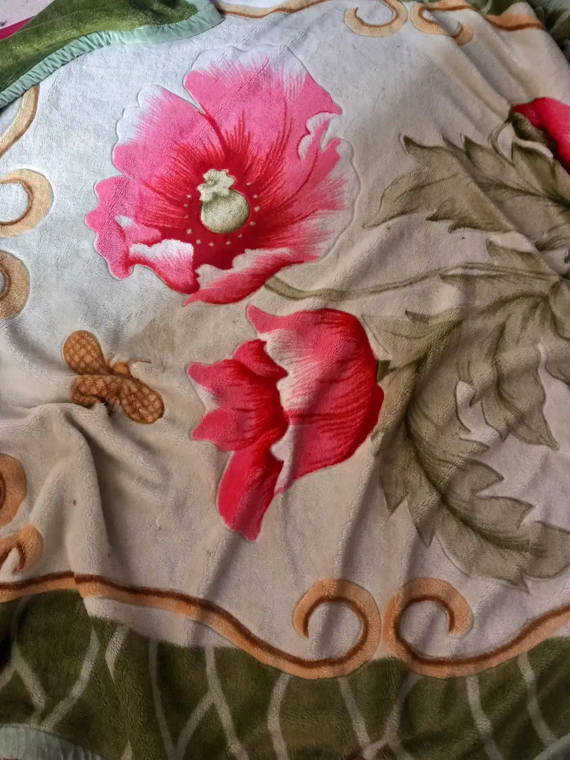 پتو دونفره|رختخواب، بالش، پتو|مشکین‌دشت, |دیوار