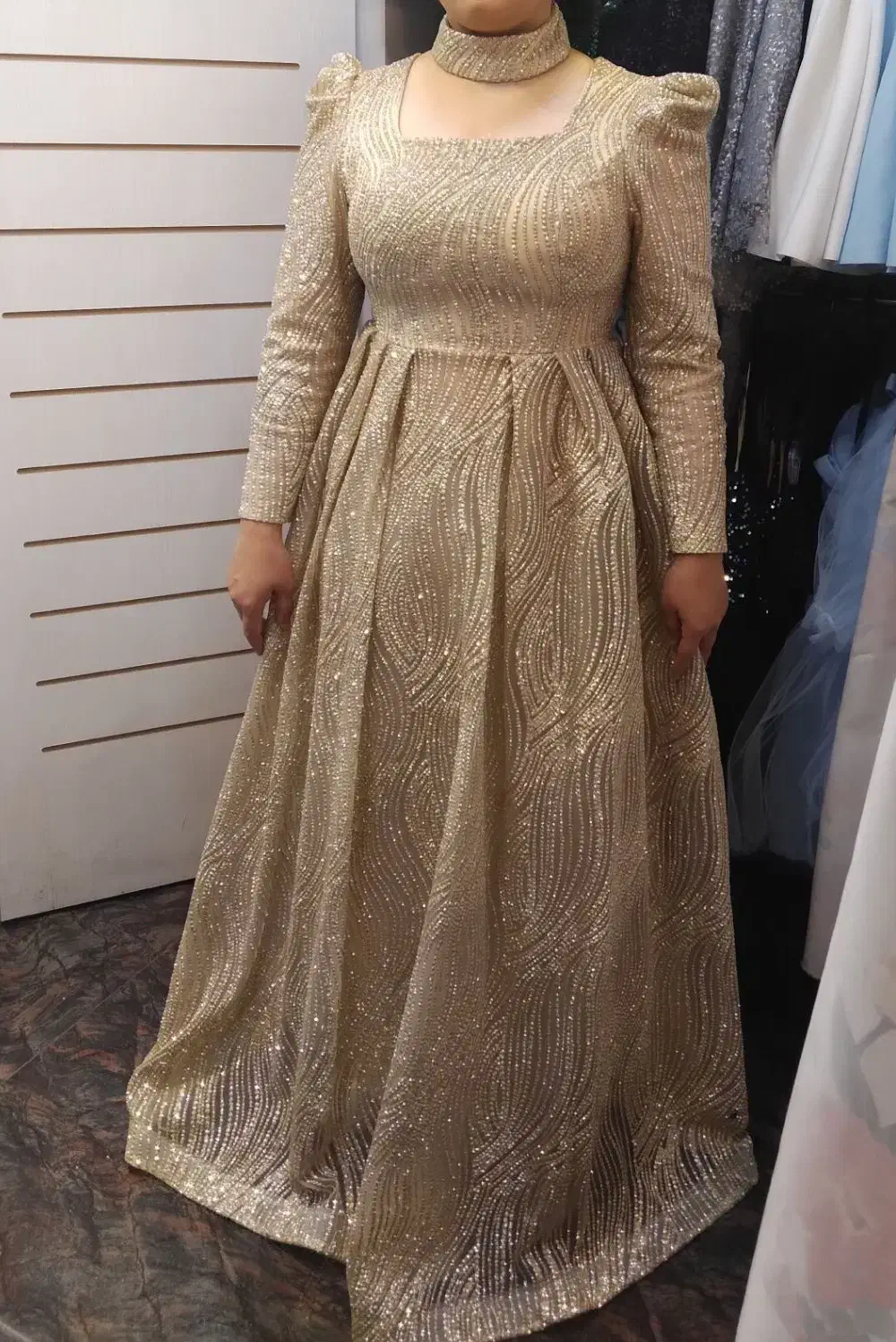 لباس مجلسی|لباس|محمدشهر, محمدشهر|دیوار