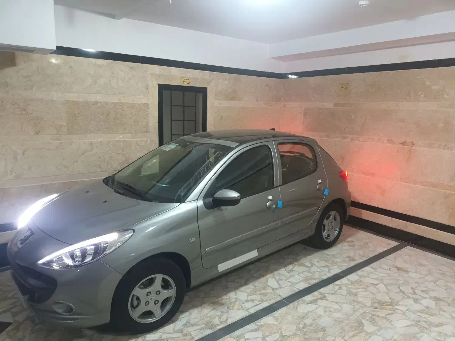 207i پانوراما اتوماتیک صفر تیتانیوم|خودرو سواری و وانت|کرج, شاهینویلا|دیوار