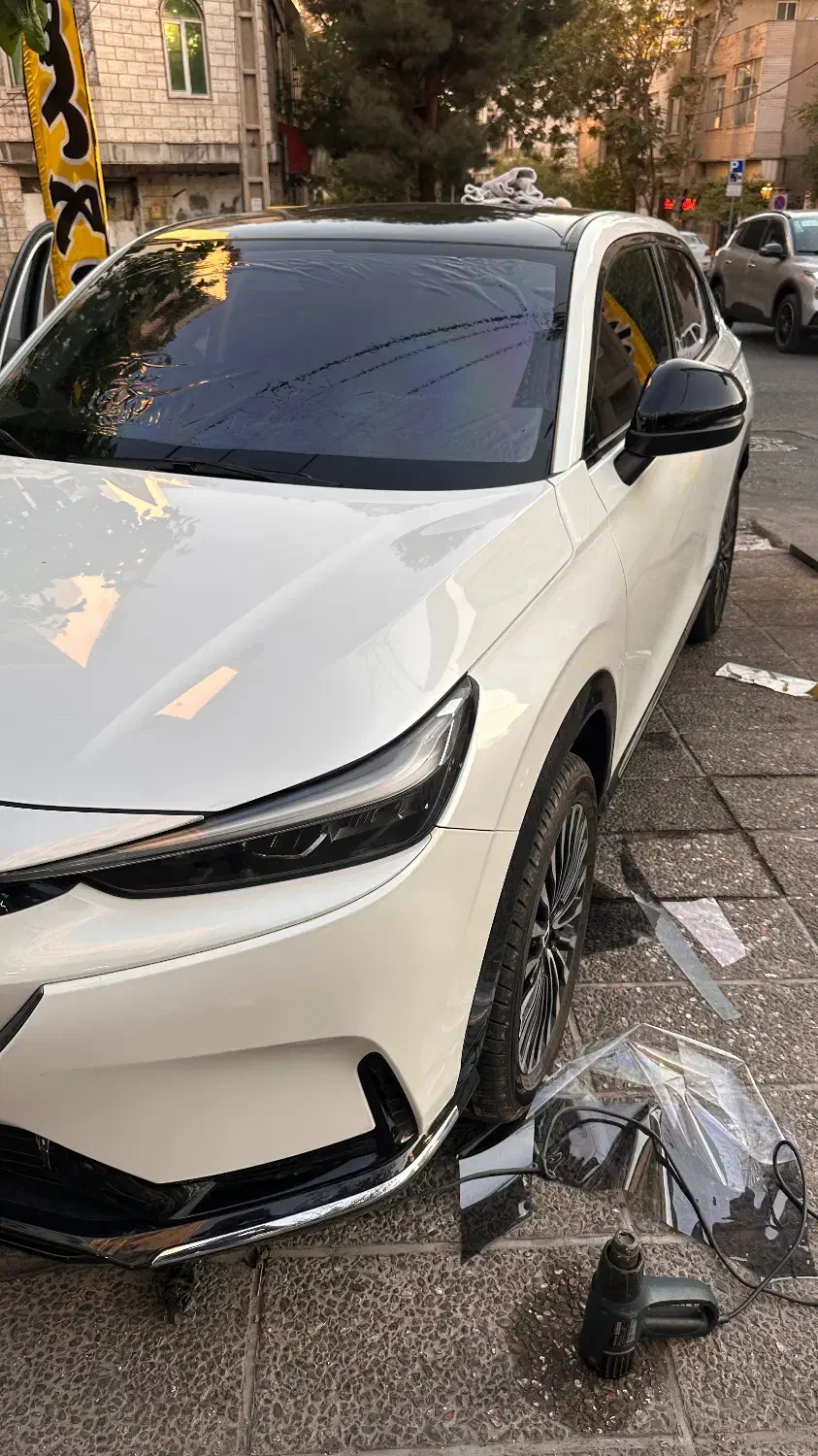 کلینیک تخصصی برای رفع افتاب سوختگی باکاورشفاف بدنه|خدمات موتور و ماشین|تهران, نارمک|دیوار