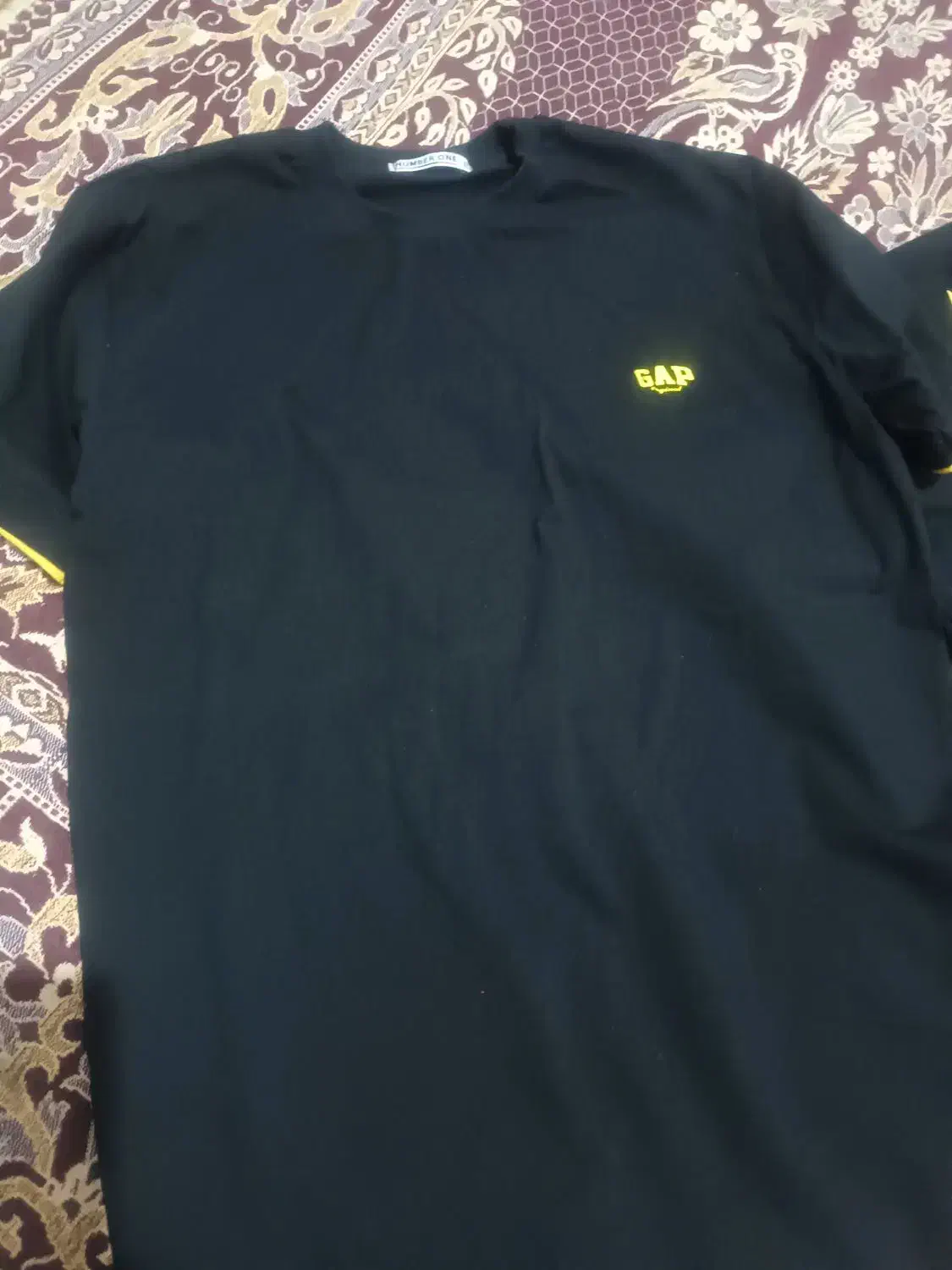 تعدادی لباس وکفش|حراج|نجف‌آباد, حومه نجف آباد|دیوار