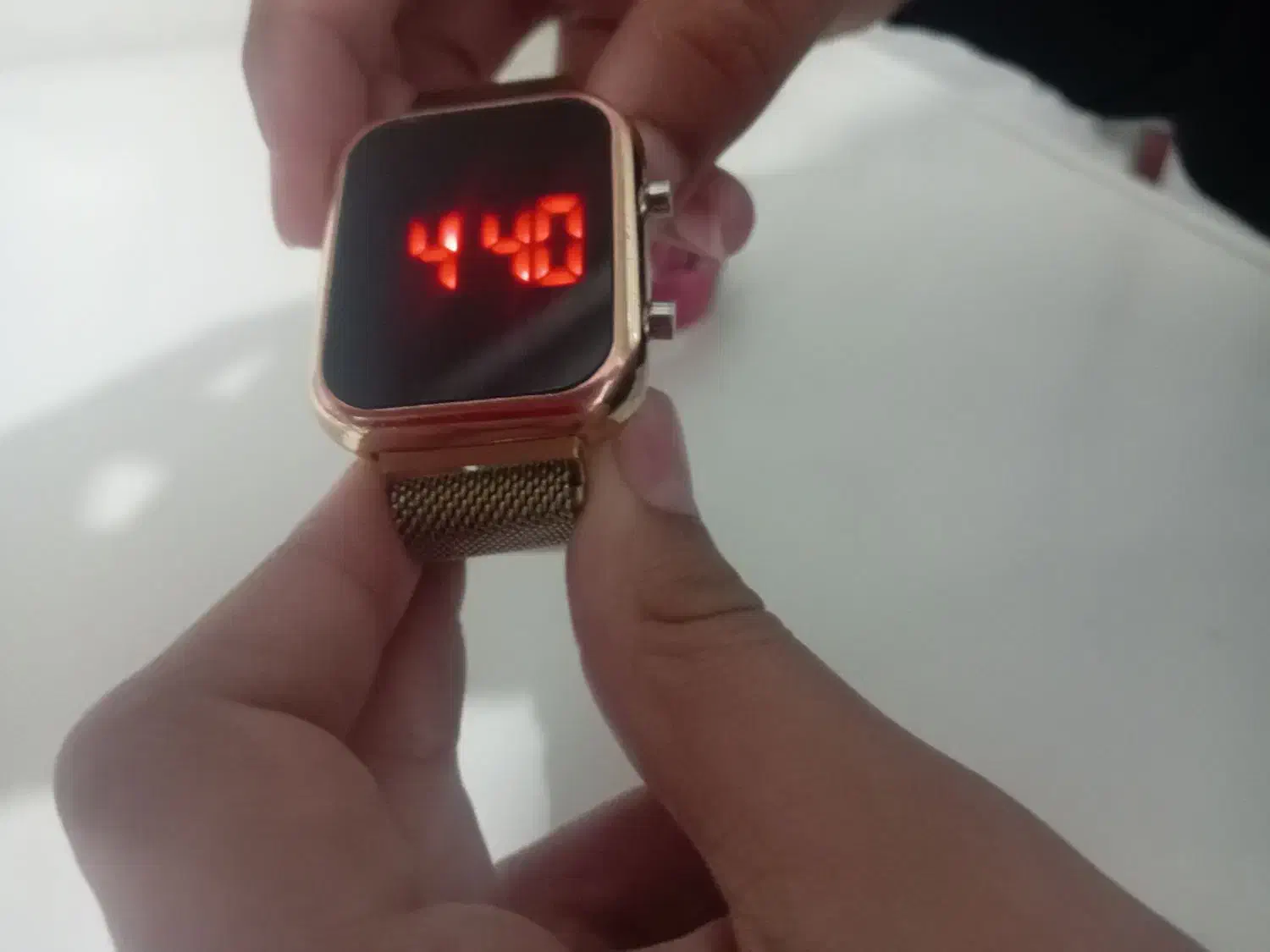 ساعت مچی دخترانه|ساعت|نیشابور, خیام|دیوار