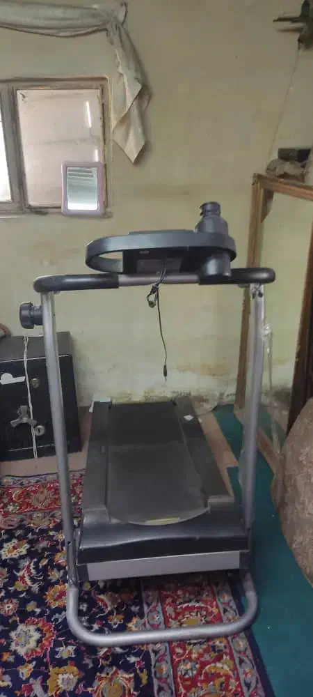 تردمیل خانگی در حد نو|تجهیزات ورزشی|پردیس, شهرک صنعتی خرمدشت فاز ۷|دیوار