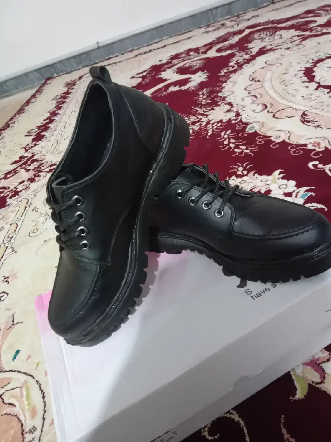 کفش|کیف، کفش، کمربند|مرند, |دیوار