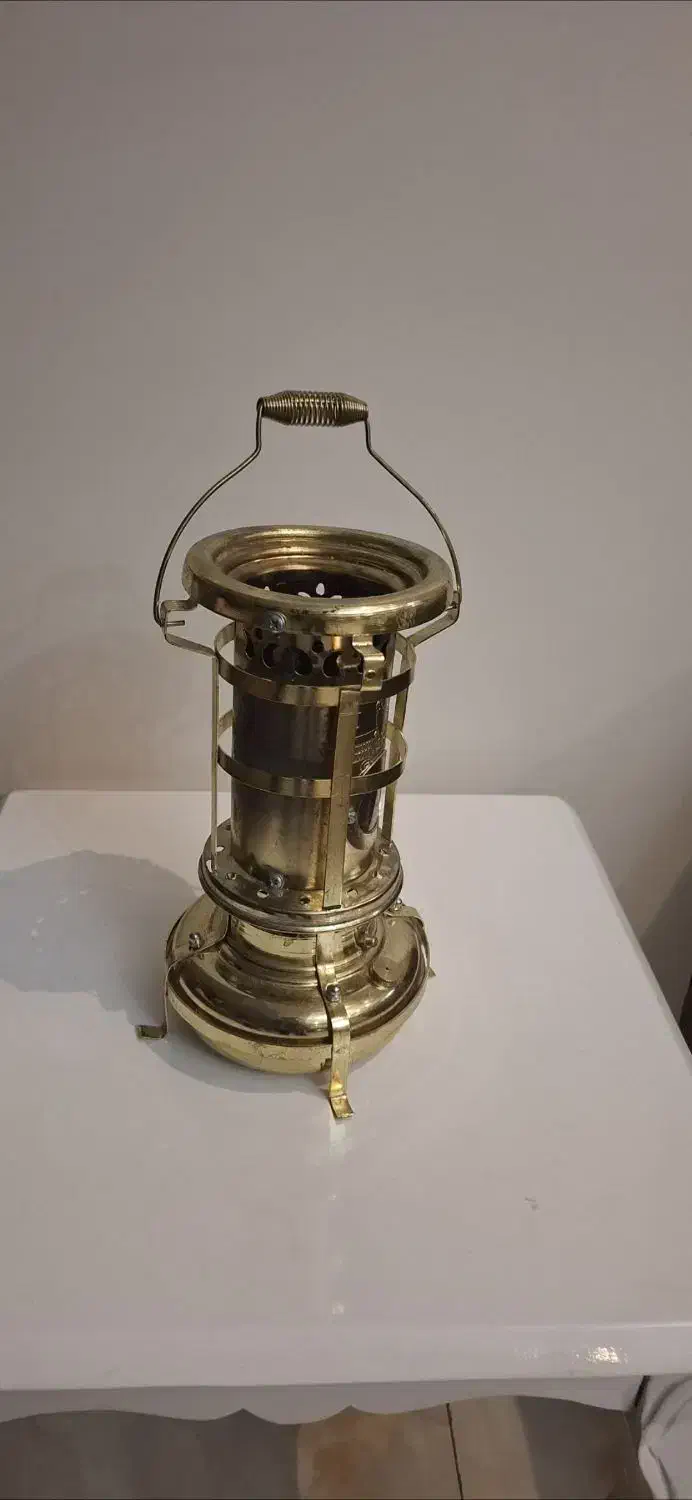 چراغ نفتی|کلکسیون اشیاء عتیقه|تهران, تهرانسر مرکزی|دیوار