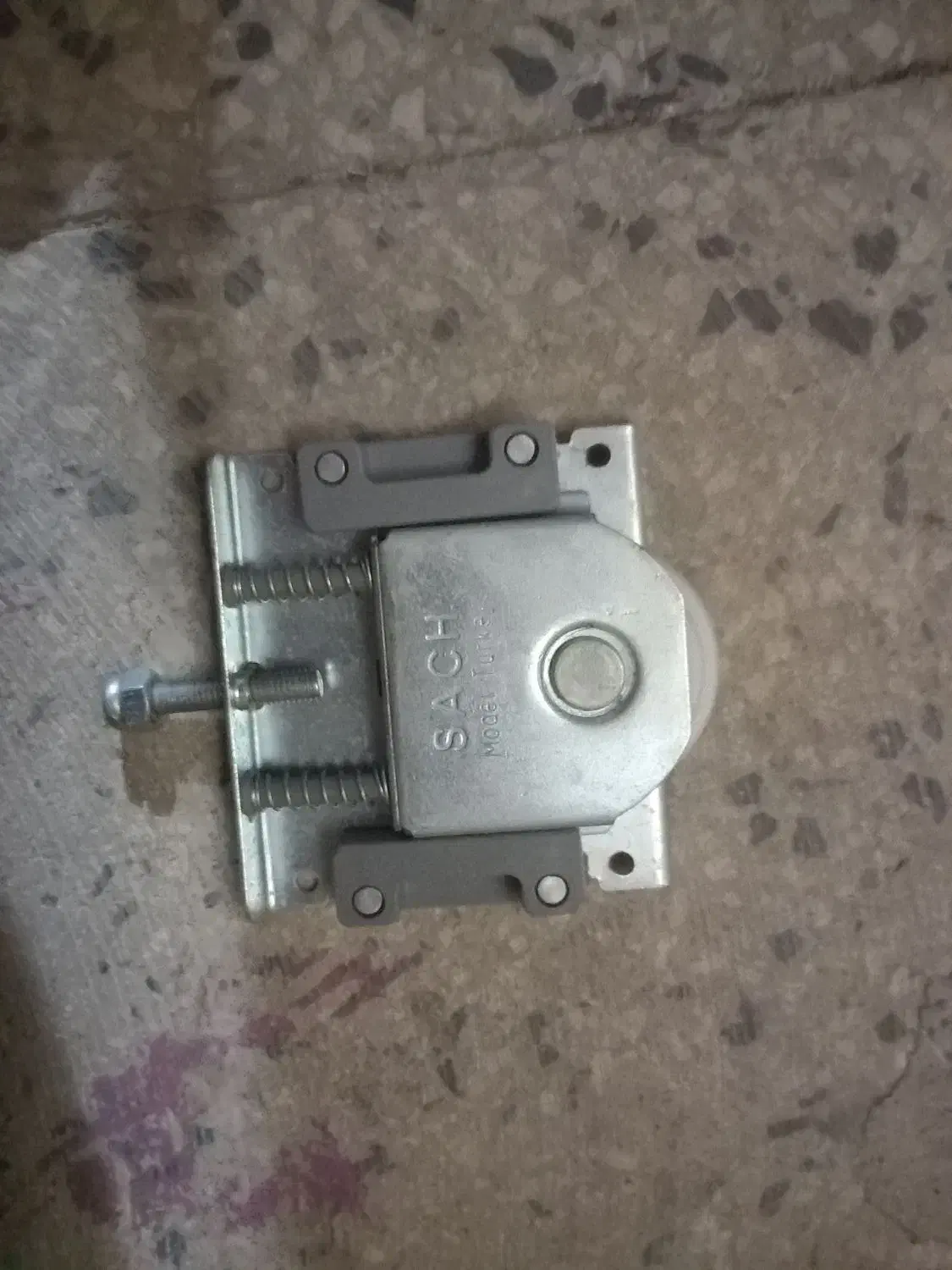 ریل کمد|ابزارآلات|پرند, فاز ۵|دیوار