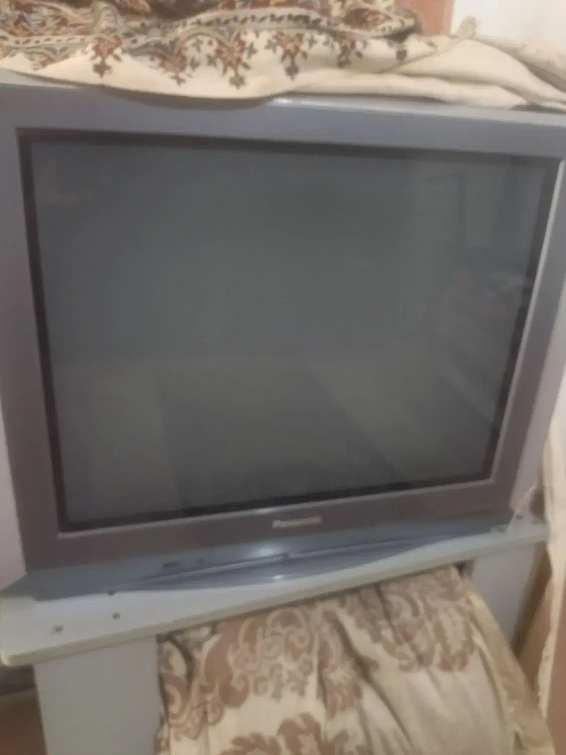 تلویزیون سالم درحدنو|تلویزیون و پروژکتور|اراک, |دیوار