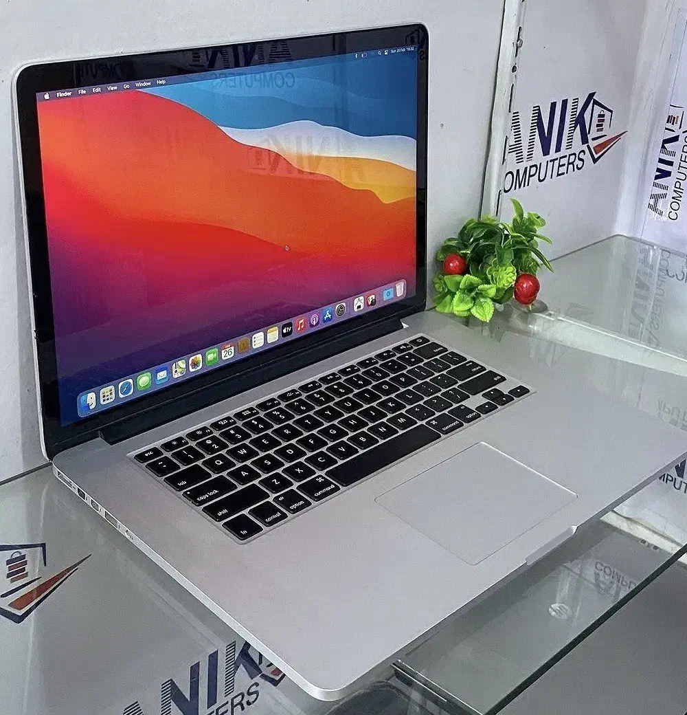 مک‌بوک پرو‌ mid 2015 15 inch|رایانه همراه|اصفهان, حسین‌آباد|دیوار